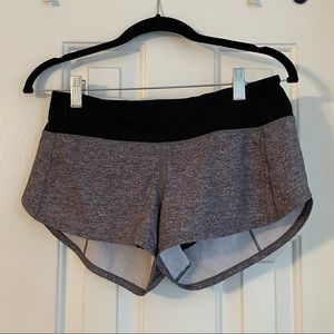 Lululemon speed up low rise 2.5” inseam shorts, 4 regular